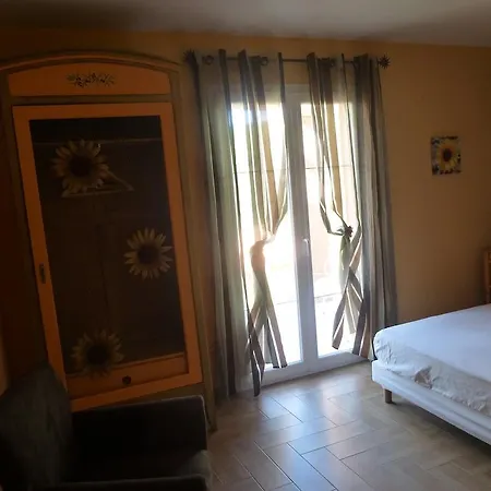 Bed & Breakfast Domaine De Flo Adult A Partir De 16 Ans