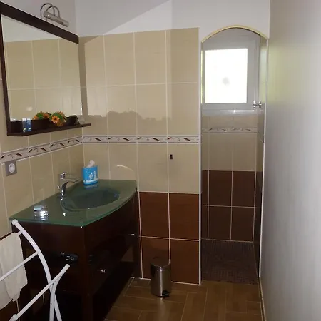 Domaine De Flo Adult A Partir De 16 Ans فندق مبيت وإفطار
