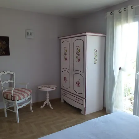 Domaine De Flo Adult A Partir De 16 Ans Bed & Breakfast 3*