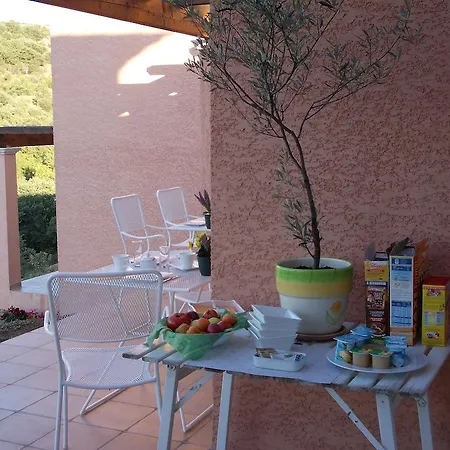 Domaine De Flo Couette-café Saint-Jean-de-la-Blaquiere